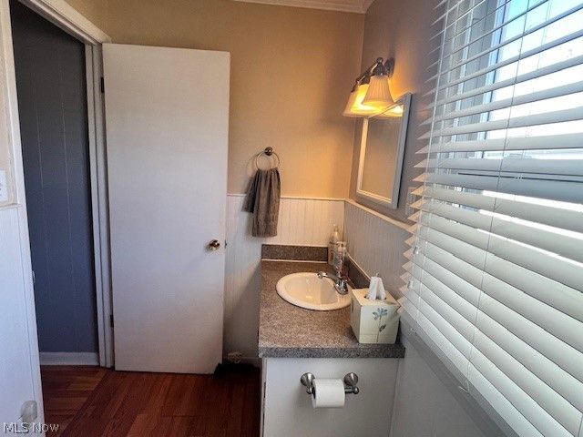 4422 Lincoln Avenue, Shadyside, OH 43947