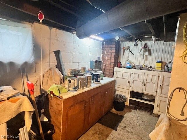 4422 Lincoln Avenue, Shadyside, OH 43947