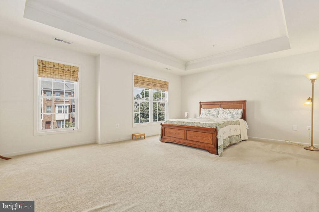 Image 33 of property listing at 13621 STARGAZER LN, Silver Spring, MD 20906