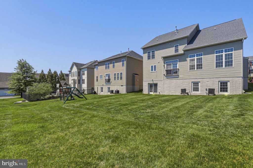 Image 49 of property listing at 13621 STARGAZER LN, Silver Spring, MD 20906