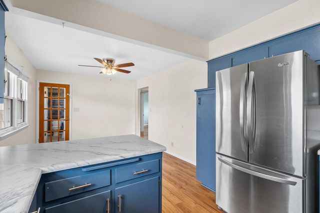1553 Parknoll LANE, Port Washington, WI 53074