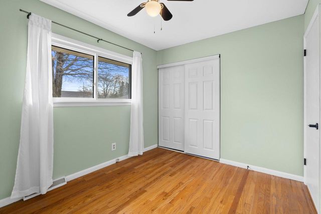 1553 Parknoll LANE, Port Washington, WI 53074