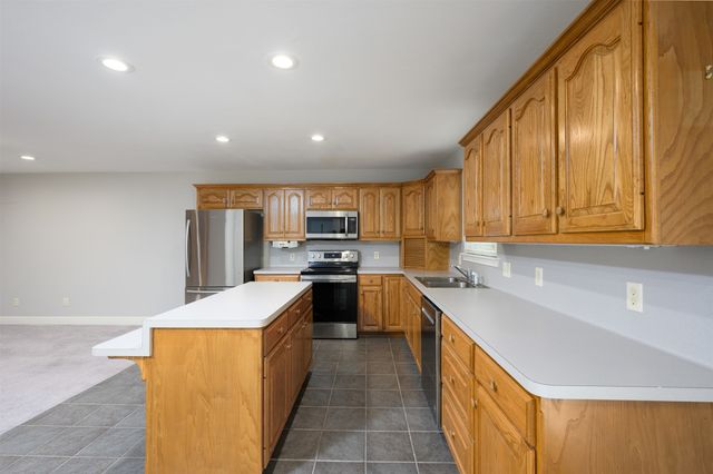203 Lakewood Circle, Holly Lake Ranch, TX 75765
