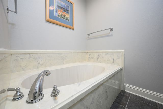 203 Lakewood Circle, Holly Lake Ranch, TX 75765