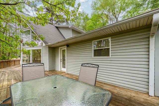 203 Lakewood Circle, Holly Lake Ranch, TX 75765