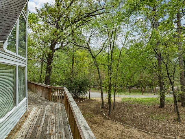 203 Lakewood Circle, Holly Lake Ranch, TX 75765