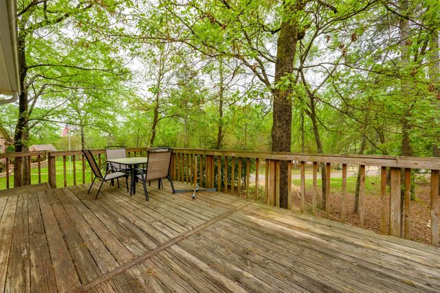 203 Lakewood Circle, Holly Lake Ranch, TX 75765