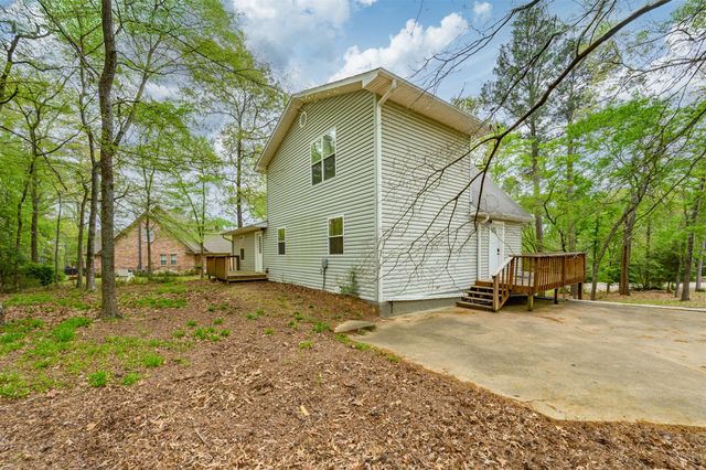 203 Lakewood Circle, Holly Lake Ranch, TX 75765