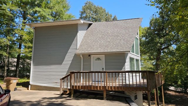 203 Lakewood Circle, Holly Lake Ranch, TX 75765