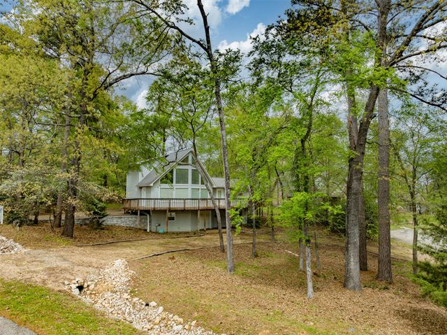 203 Lakewood Circle, Holly Lake Ranch, TX 75765