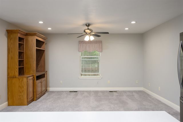 203 Lakewood Circle, Holly Lake Ranch, TX 75765