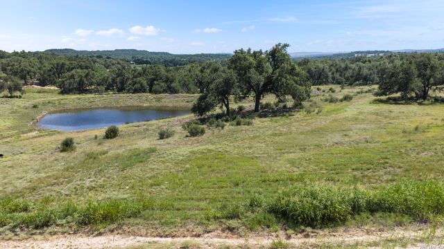227 Mitchell Dr, Spring Branch, TX 78070