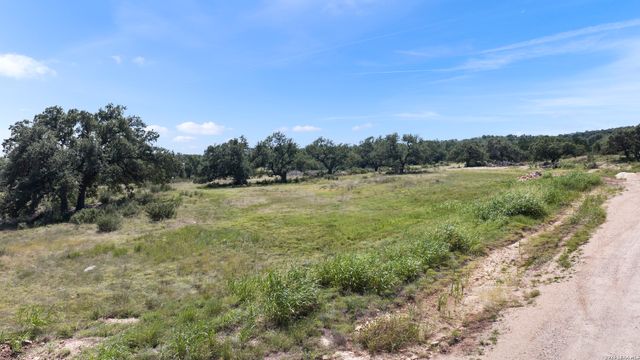 227 Mitchell Dr, Spring Branch, TX 78070
