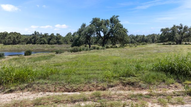 227 Mitchell Dr, Spring Branch, TX 78070