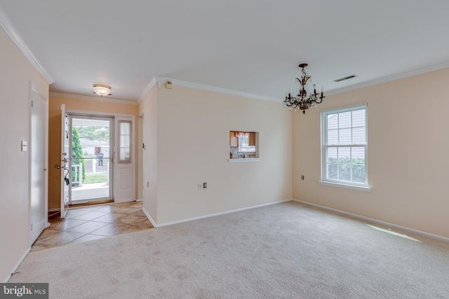 3 NEWTOWN CT, Mount Laurel, NJ 08054