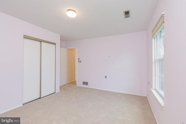 3 NEWTOWN CT, Mount Laurel, NJ 08054