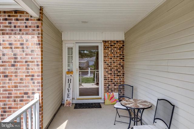 3 NEWTOWN CT, Mount Laurel, NJ 08054