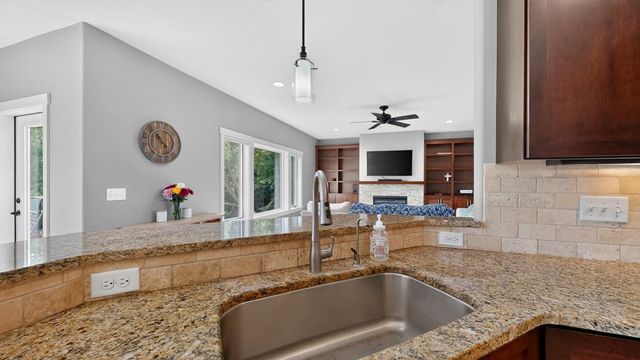 1441 Echo Ridge Road SW, Rochester, MN 55902