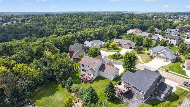 1441 Echo Ridge Road SW, Rochester, MN 55902