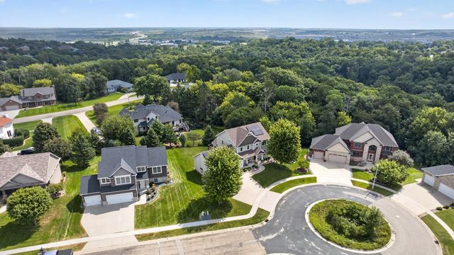 1441 Echo Ridge Road SW, Rochester, MN 55902