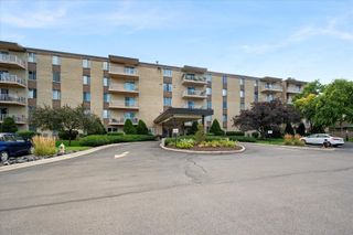 100 W Butterfield Road 101N, Elmhurst, IL 60126