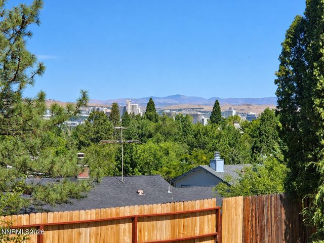 2990 Rustic Manor Circle, Reno, NV 89509