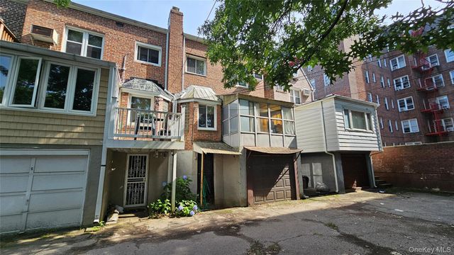 10811 65th Road, Forest Hills, NY 11375