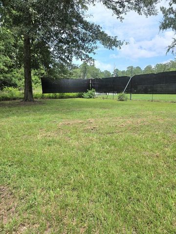 7715 Walnut Tree Lane, Plantersville, TX 77363