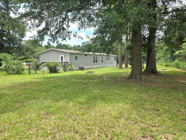 7715 Walnut Tree Lane, Plantersville, TX 77363