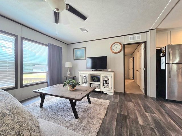 7715 Walnut Tree Lane, Plantersville, TX 77363