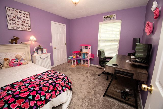 439 Creekside Place, Marshfield, MO 65706