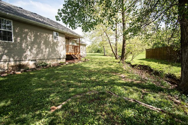 439 Creekside Place, Marshfield, MO 65706