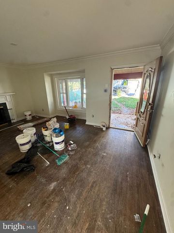 1018 WOODSIDE AVE, Secane, PA 19018