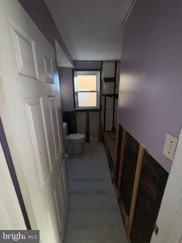 1018 WOODSIDE AVE, Secane, PA 19018