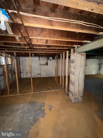 1018 WOODSIDE AVE, Secane, PA 19018