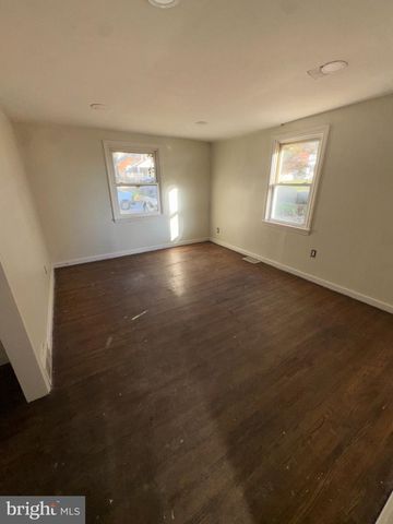 1018 WOODSIDE AVE, Secane, PA 19018