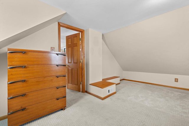 11743 213th AVENUE, Bristol, WI 53104