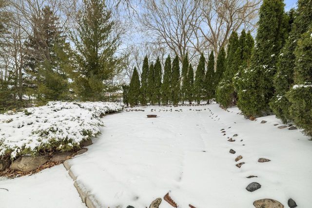 11743 213th AVENUE, Bristol, WI 53104