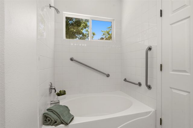 4408 Autumn Leaf Lane, Santa Fe, NM 87507