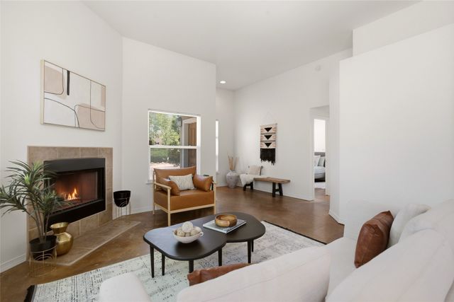 4408 Autumn Leaf Lane, Santa Fe, NM 87507