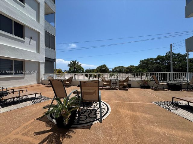1700 Pierce Street 202, Hollywood, FL 33020