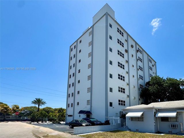 1700 Pierce Street 202, Hollywood, FL 33020