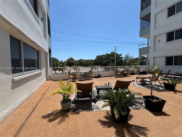 1700 Pierce Street 202, Hollywood, FL 33020