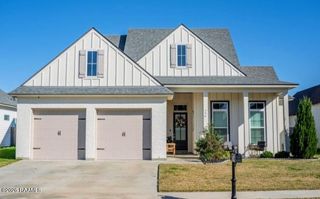 406 Last Quarter Drive, Youngsville, LA 70592