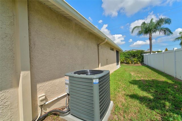 1514 ORACLE DRIVE, Sun City Center, FL 33573