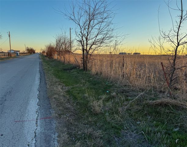 10041 County Road 1004, Godley, TX 76044