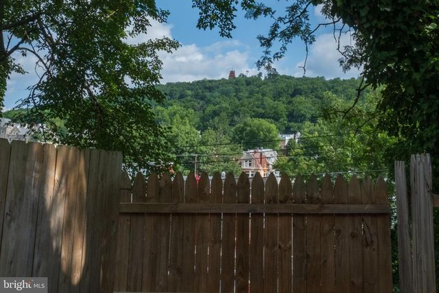 1643 COTTON ST, Reading, PA 19606