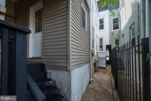 1643 COTTON ST, Reading, PA 19606