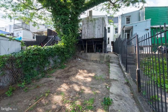 1643 COTTON ST, Reading, PA 19606