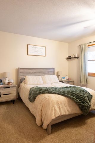 208 E 2nd Street, Adrian, MN 56110